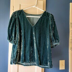 2/$20 3/$24 Emerald Velvet Blouse